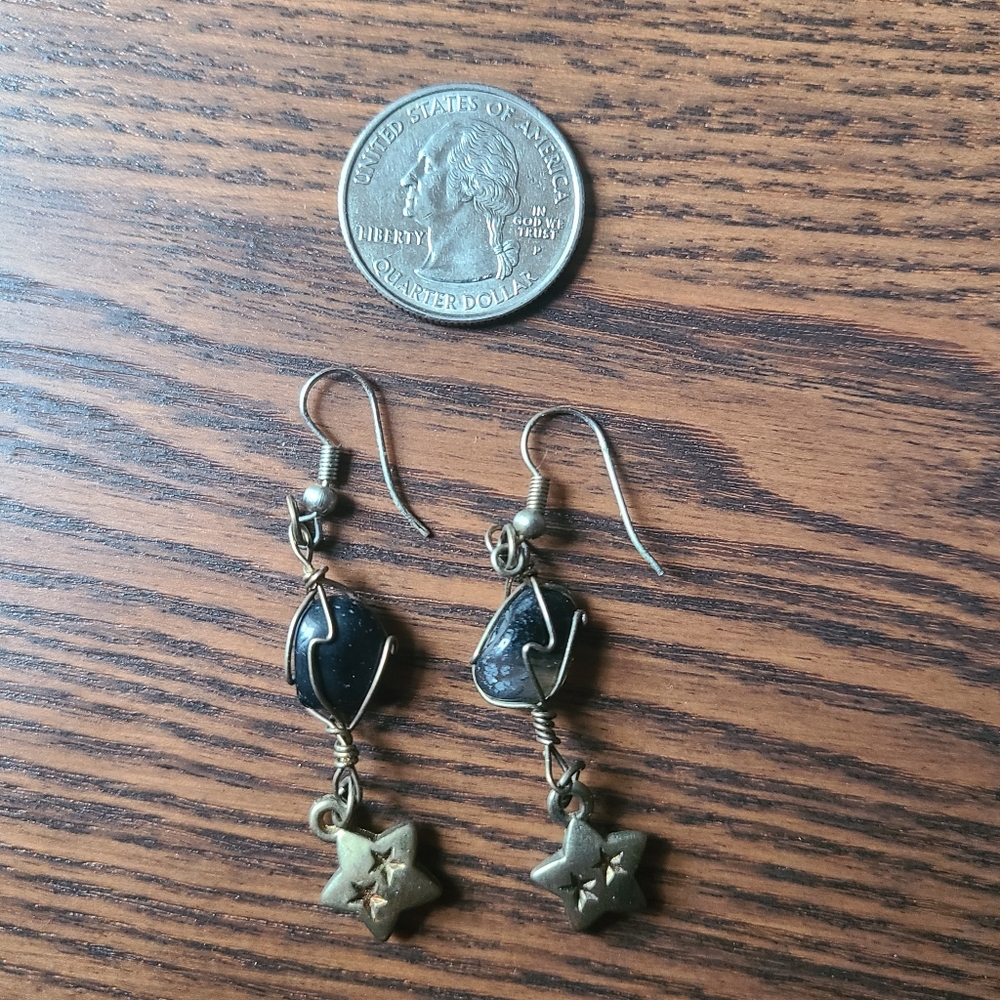 Dangling Star Earrings